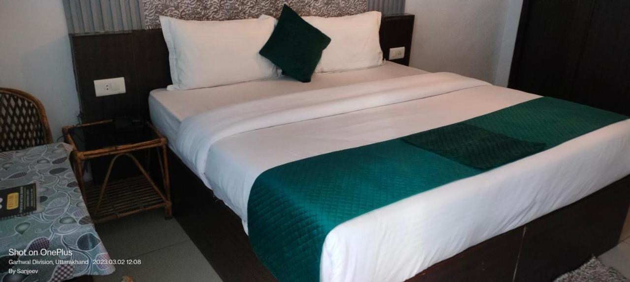 Hotel Devoy Inn By Namastexplorer Tapovan רישיקש מראה חיצוני תמונה